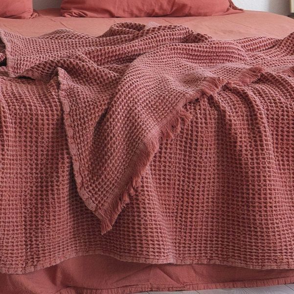 Покривало 220х240 LA MODNO PIKE STONEWASHED Terra Cotta 200387 фото